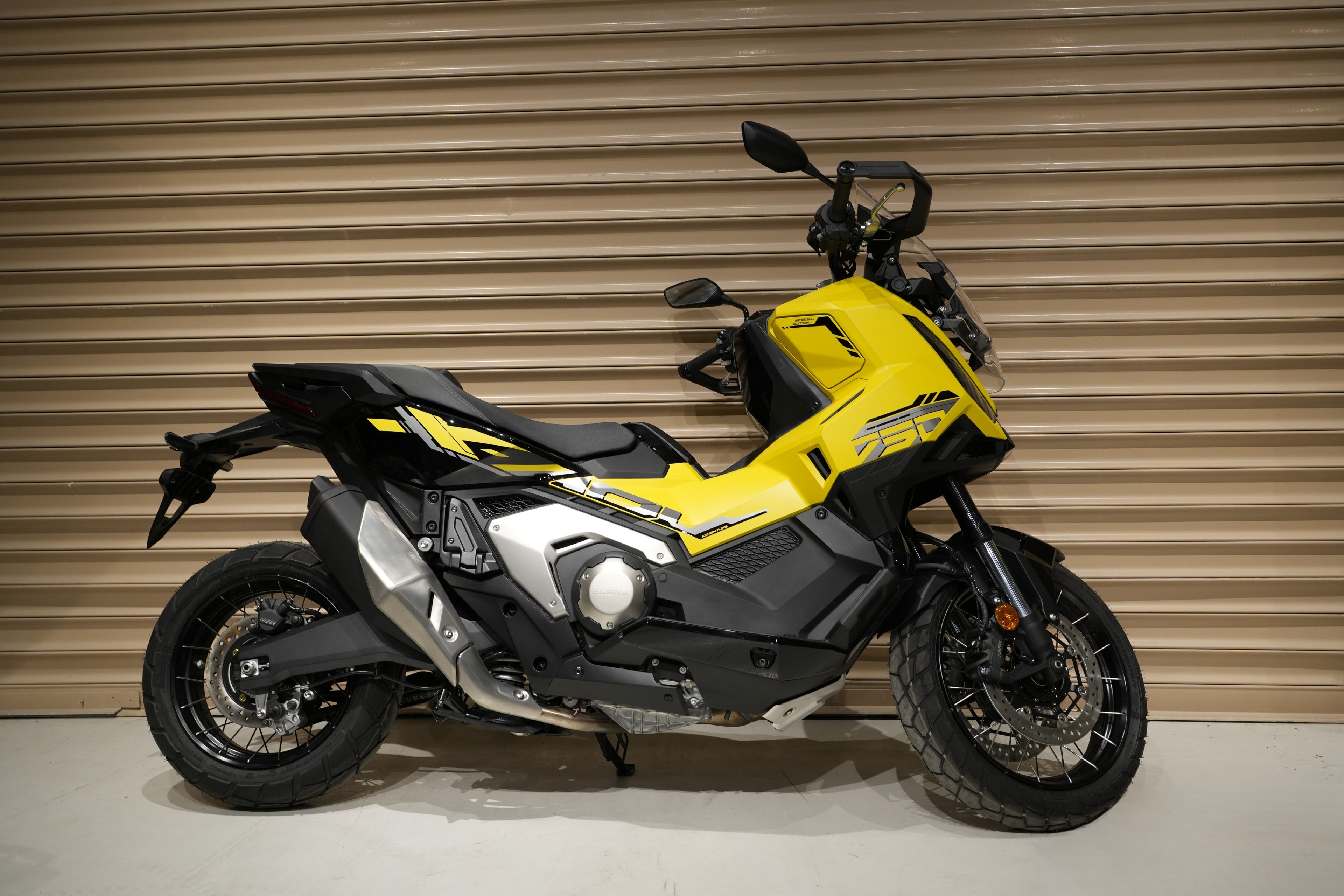 Honda X-ADV 750 2025