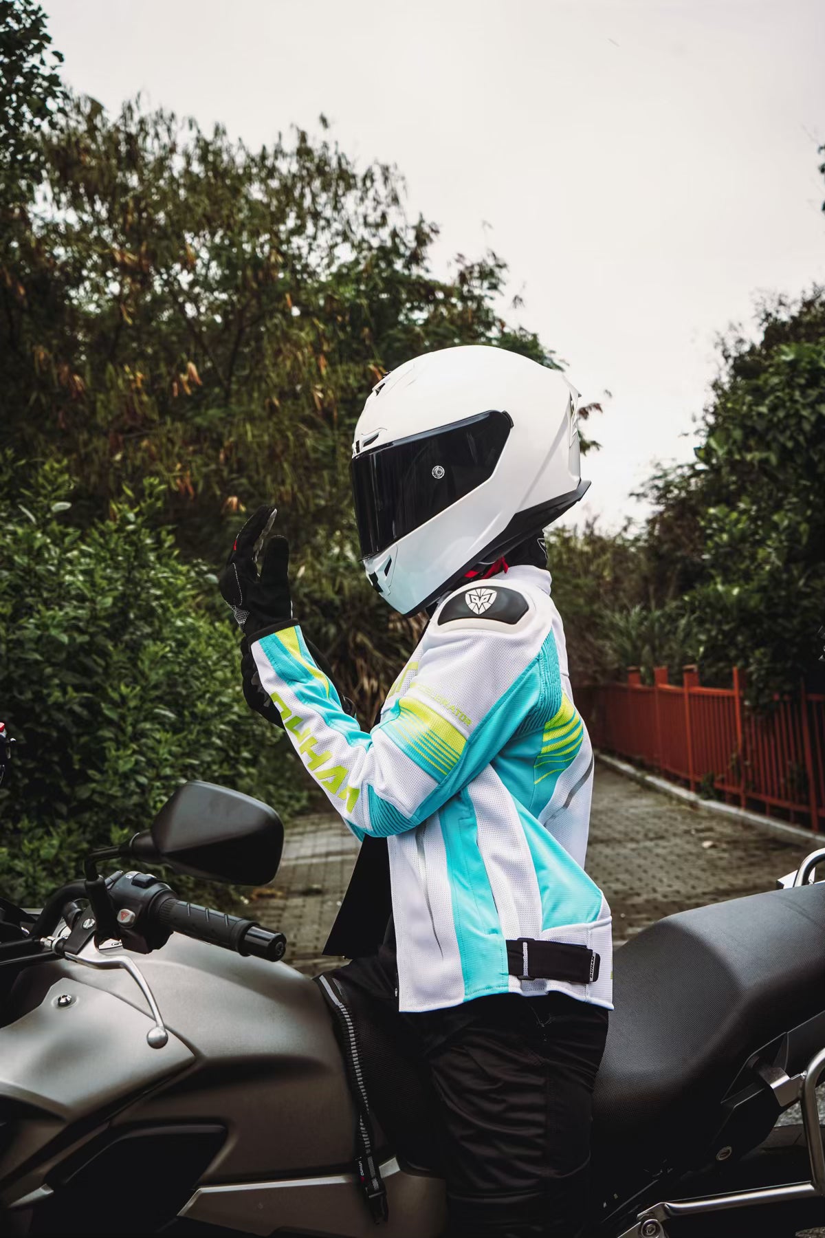 D-2278  Women's mesh