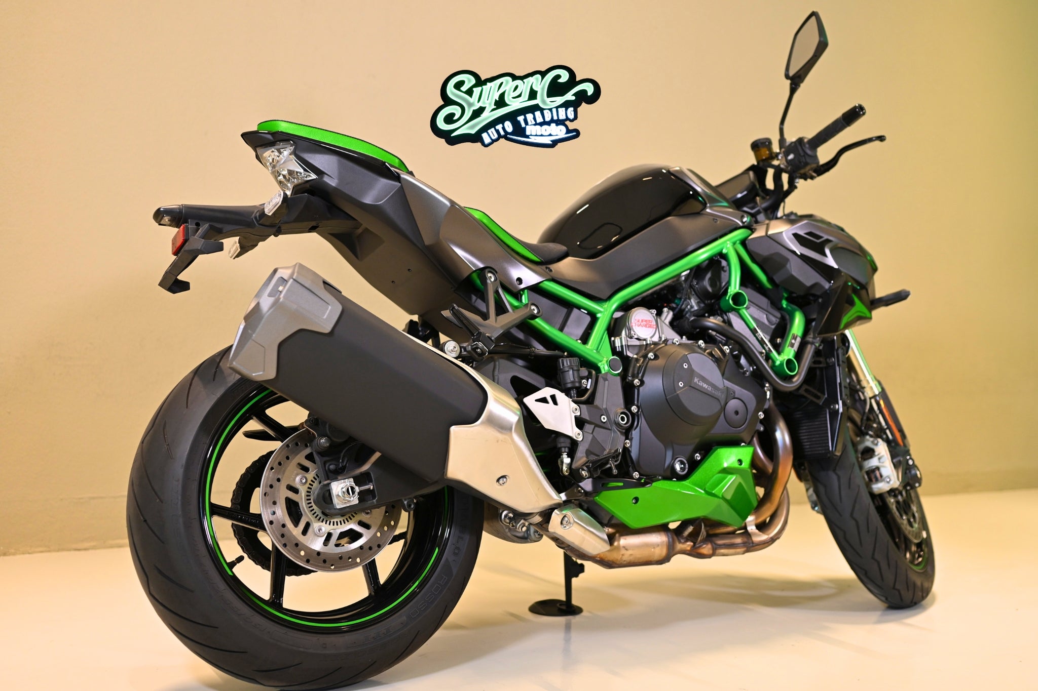 Used Kawasaki ZH2 SE  2024 for Sale – Only 334KM
