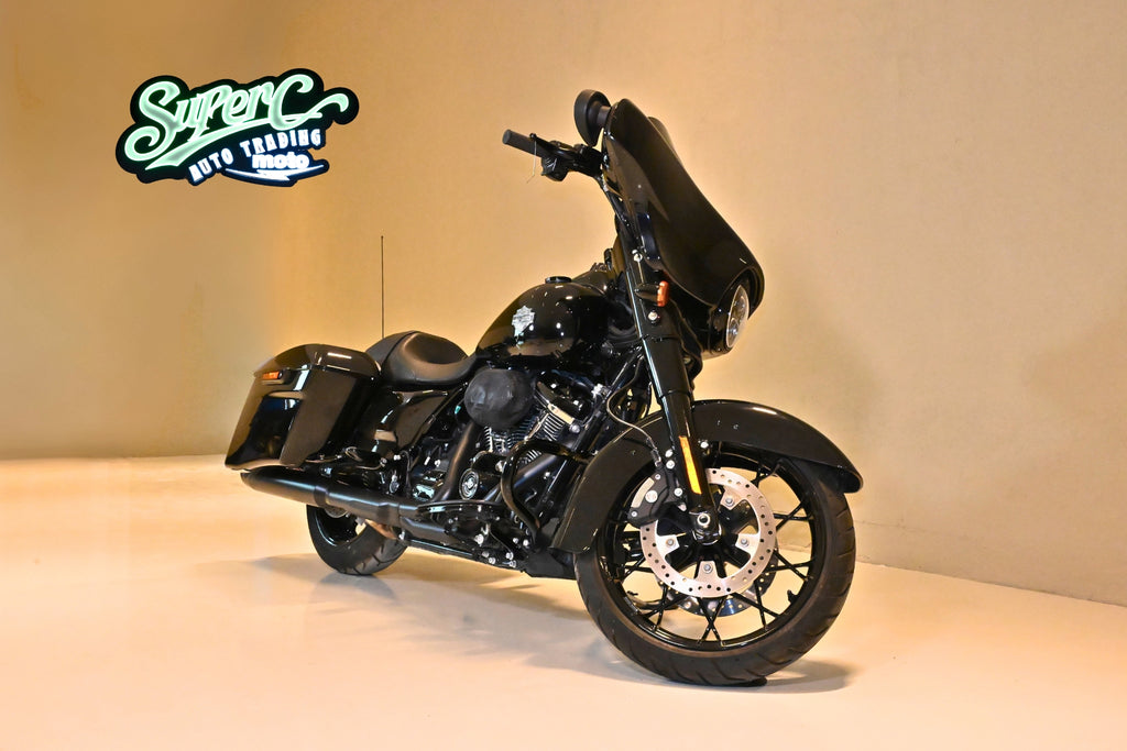 Used HARLEY DAVIDSON STREET-GLIDE 2023 for Sale – Only 0KM