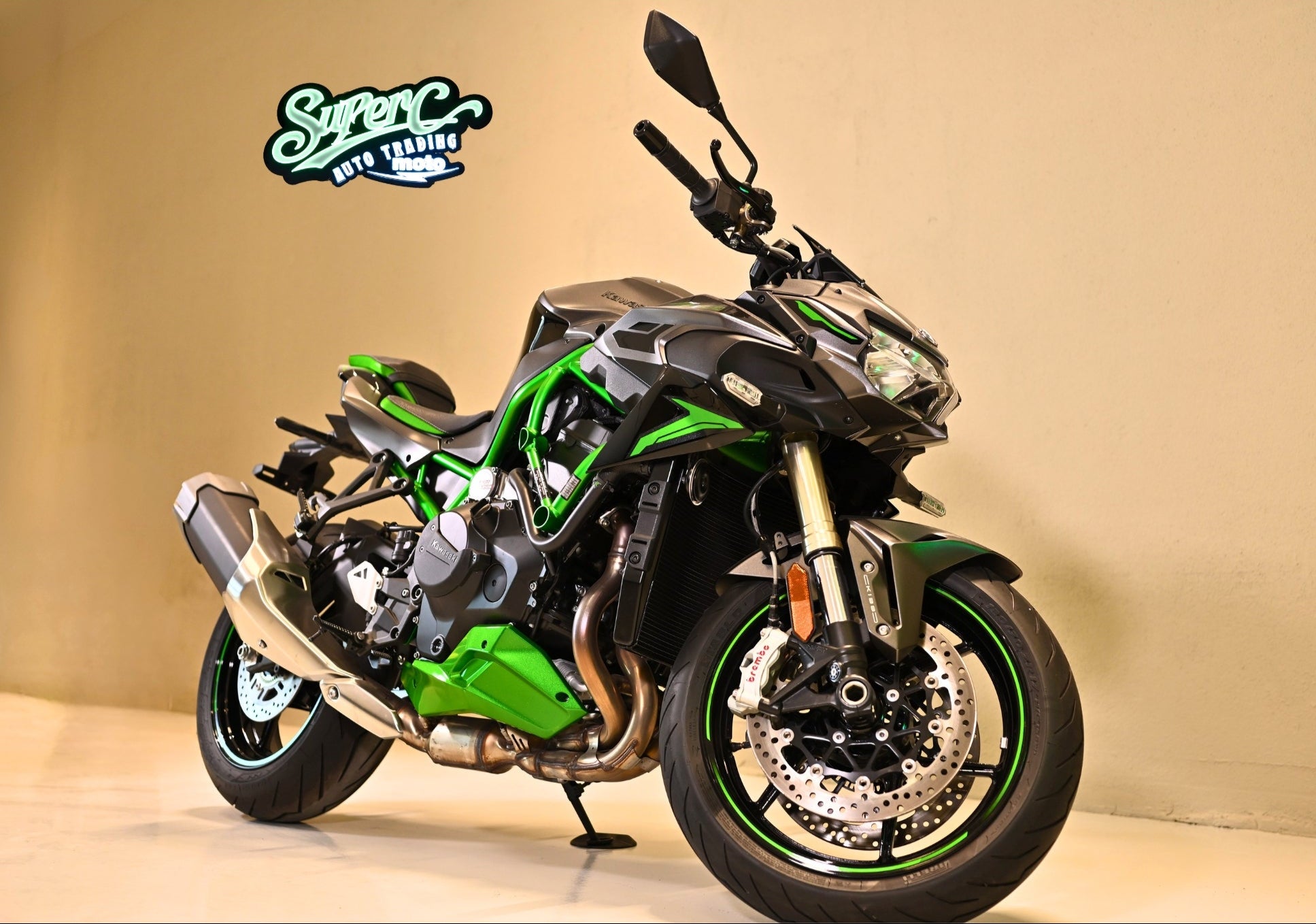 Used Kawasaki ZH2 SE  2024 for Sale – Only 334KM