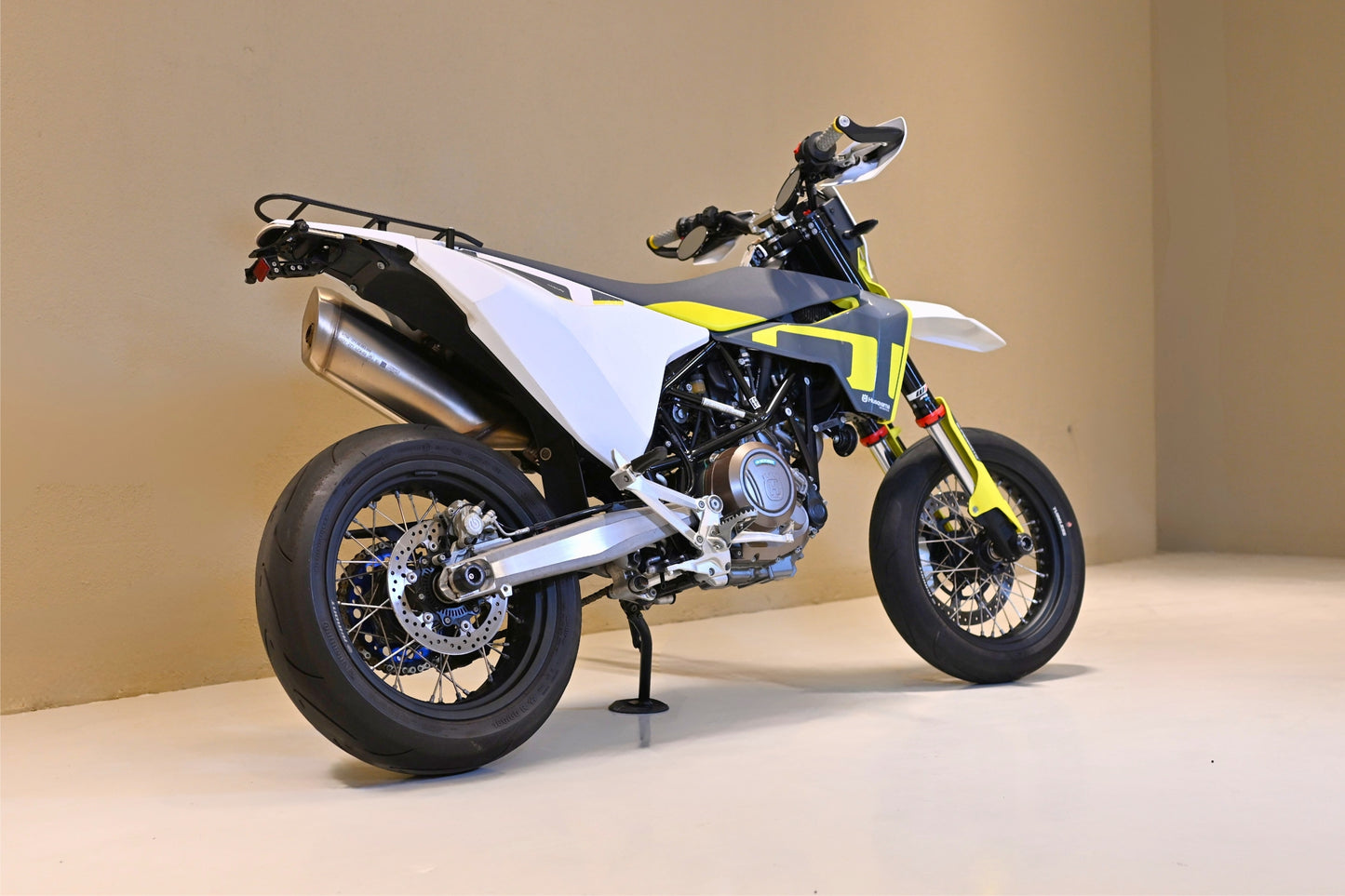 HUSQVARNA 701 SUPERMOTO 2021