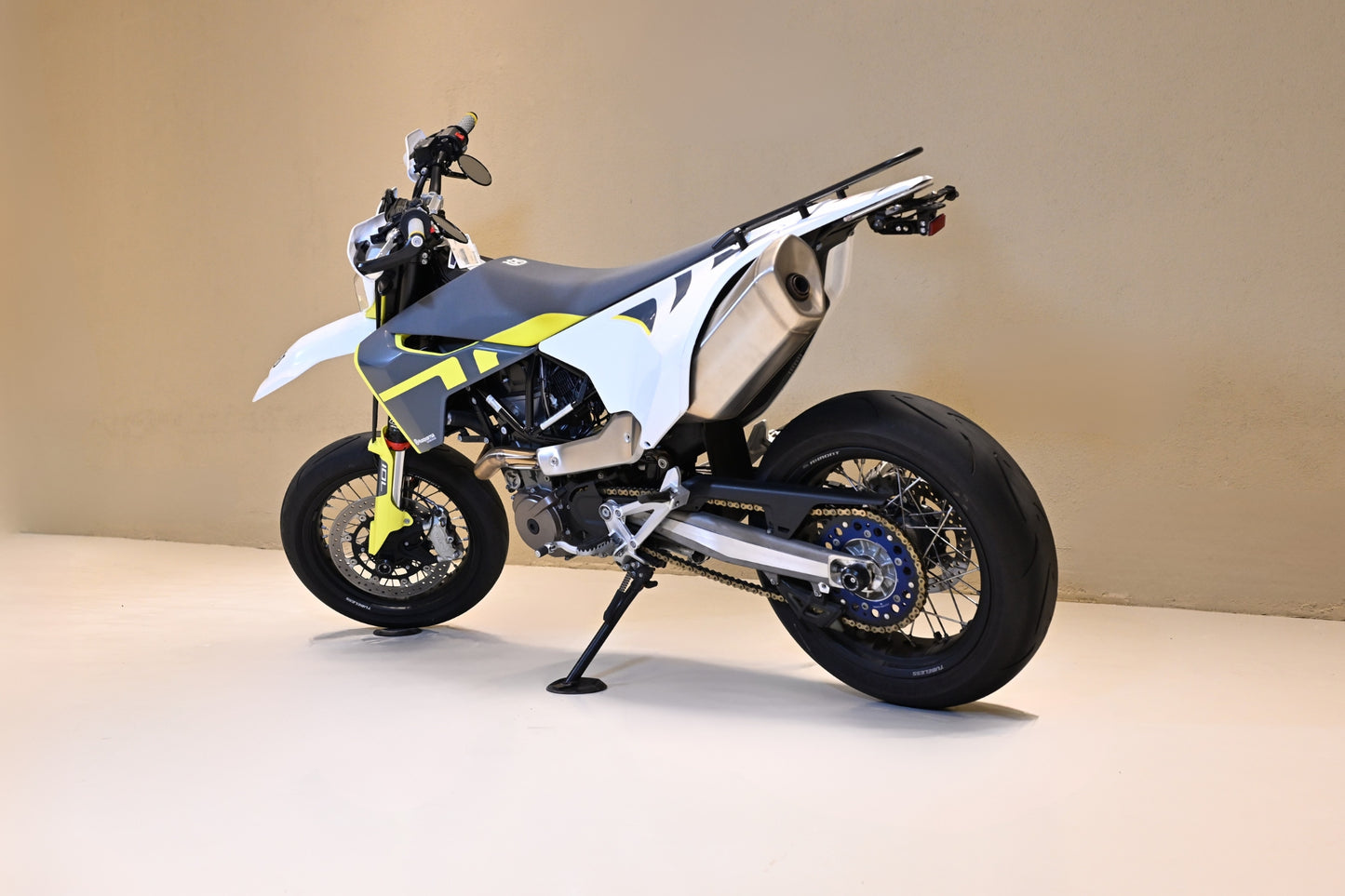 HUSQVARNA 701 SUPERMOTO 2021