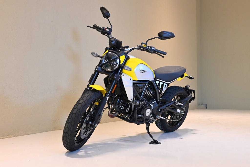 DUCATI SCRAMBLER ICON 2024 YELLOW