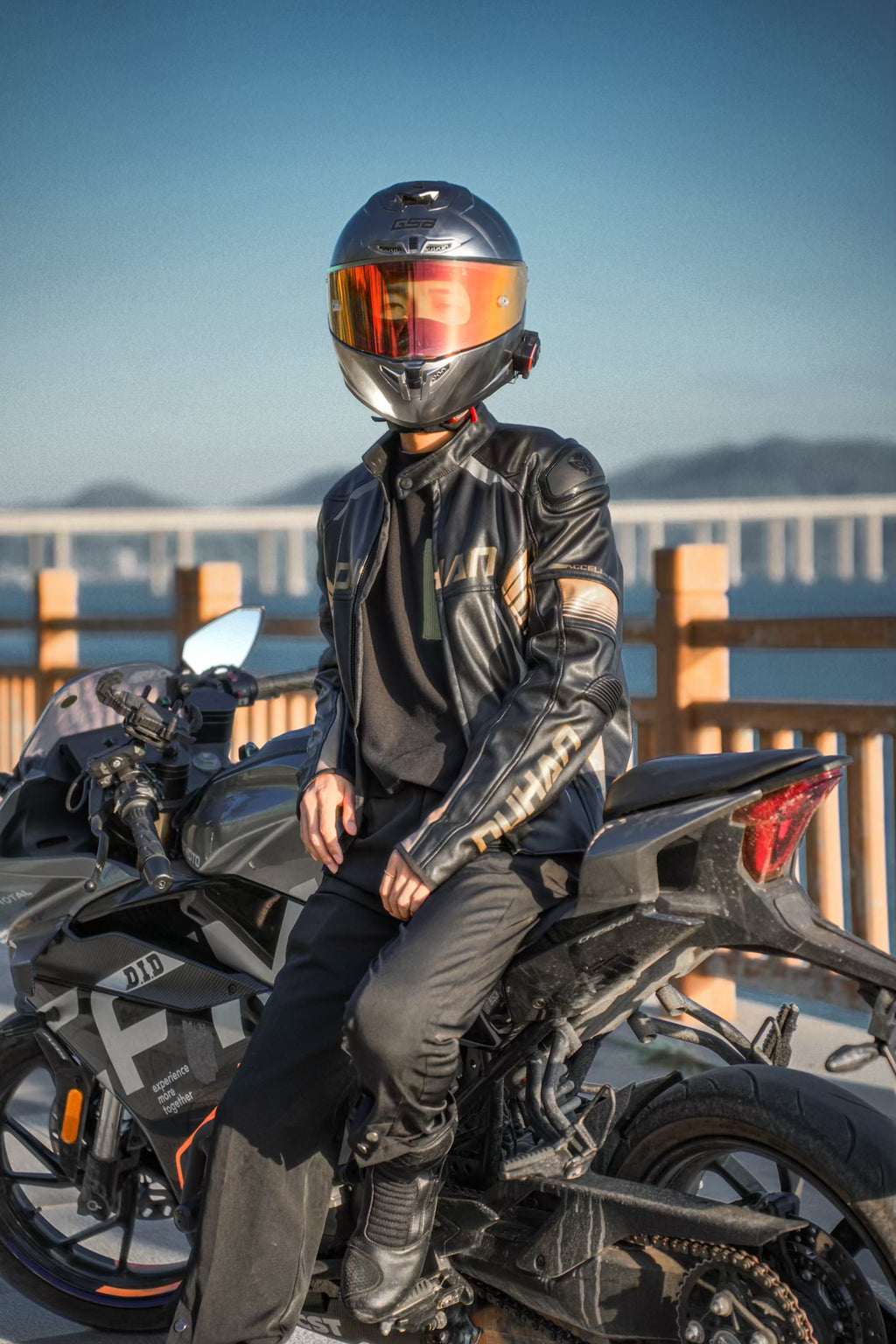 D-2168.  Sheep pattern PU leather and cotton couple jacket