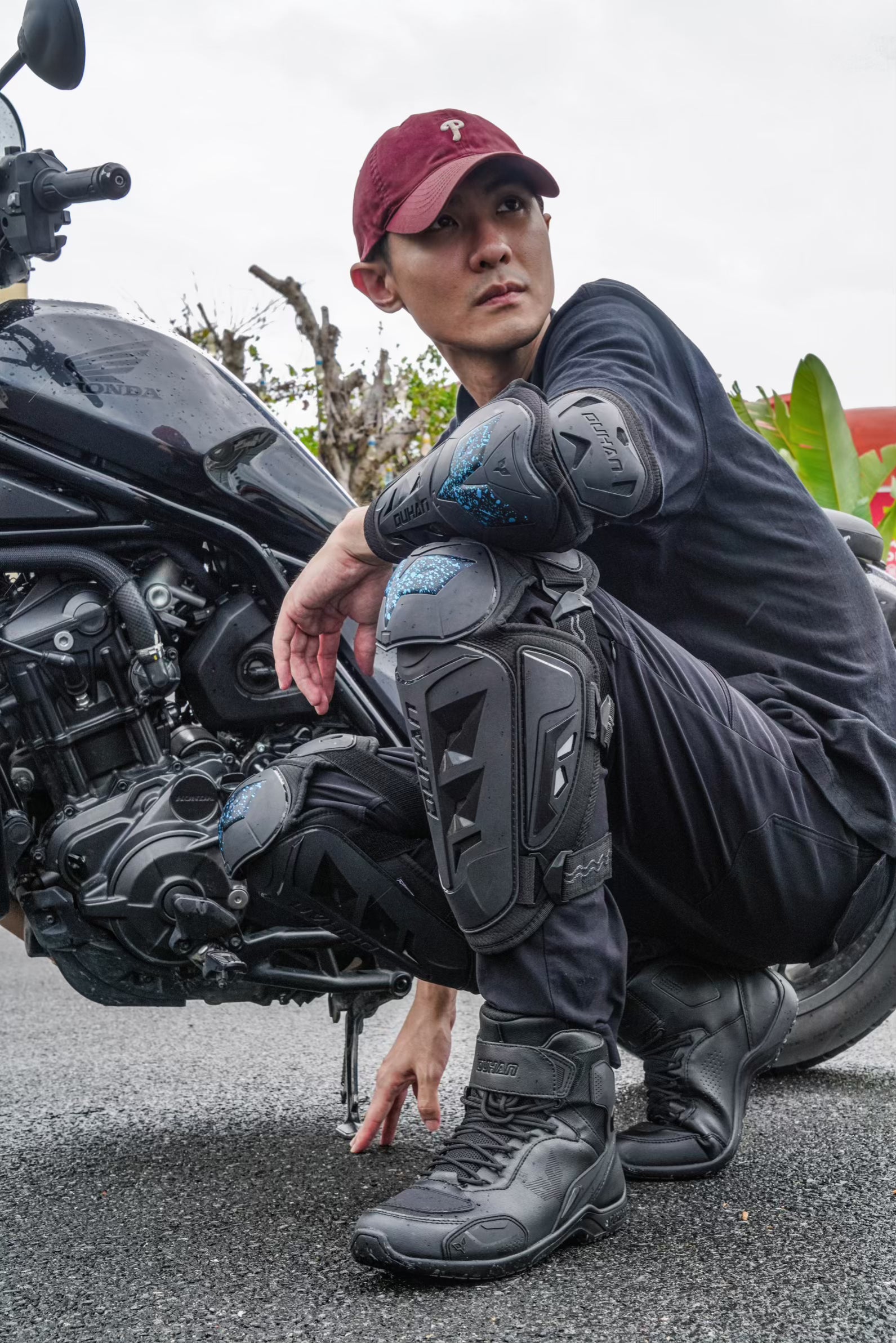 DH-605  Elbow protection +DH-606  Kneecap