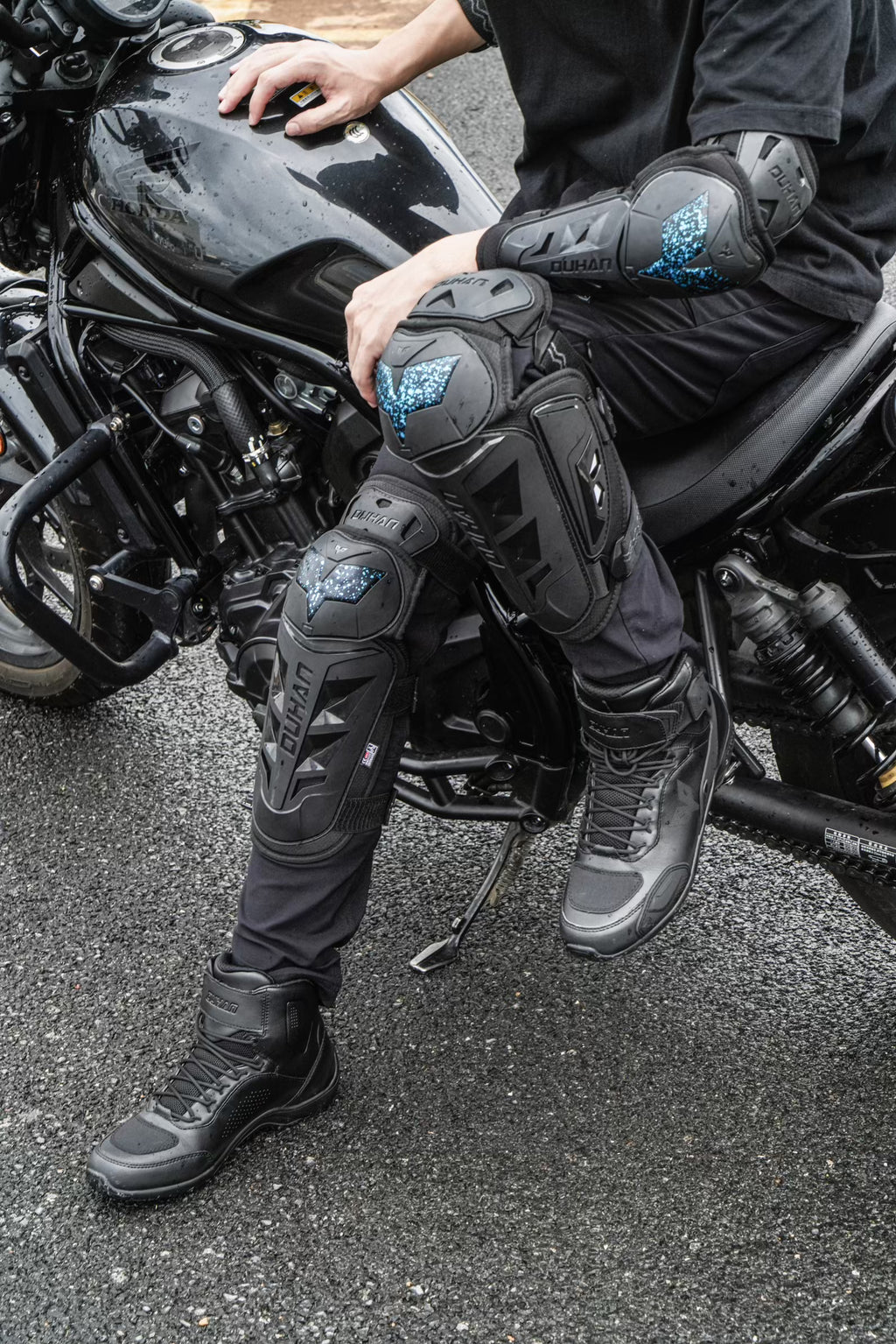 DH-605  Elbow protection +DH-606  Kneecap