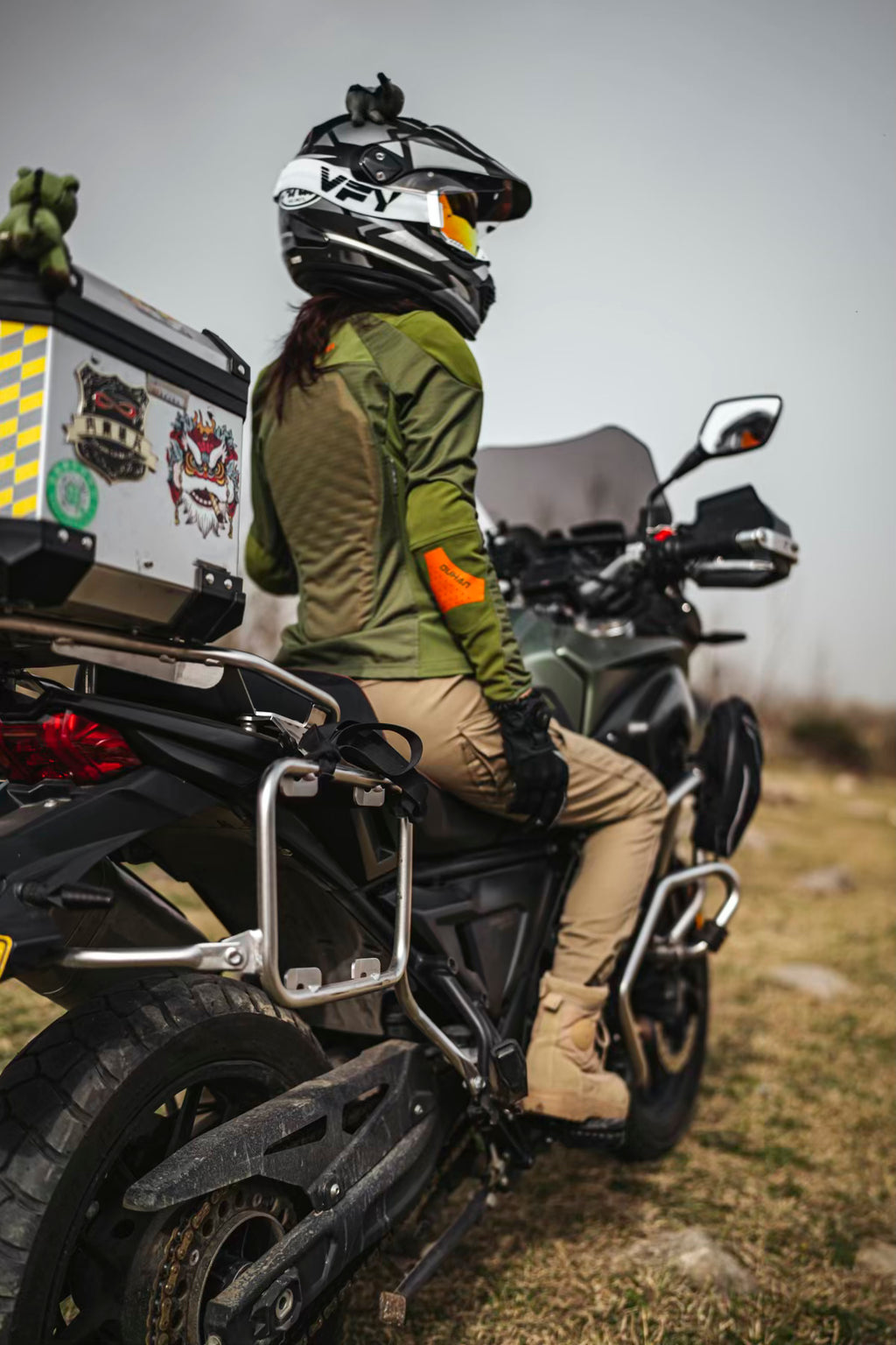 D-2232  Women's soft armor