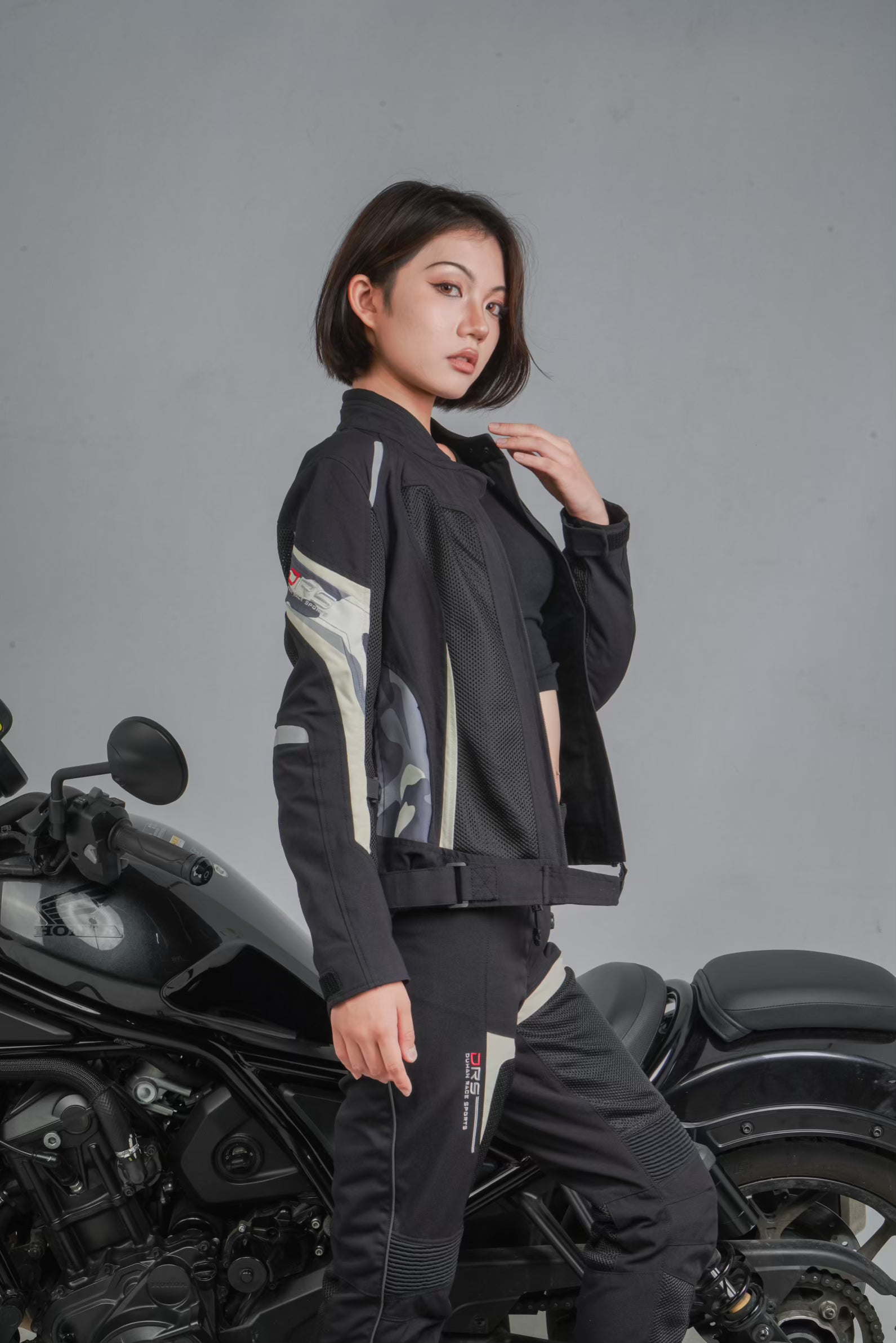 D-186L (women's)  Net