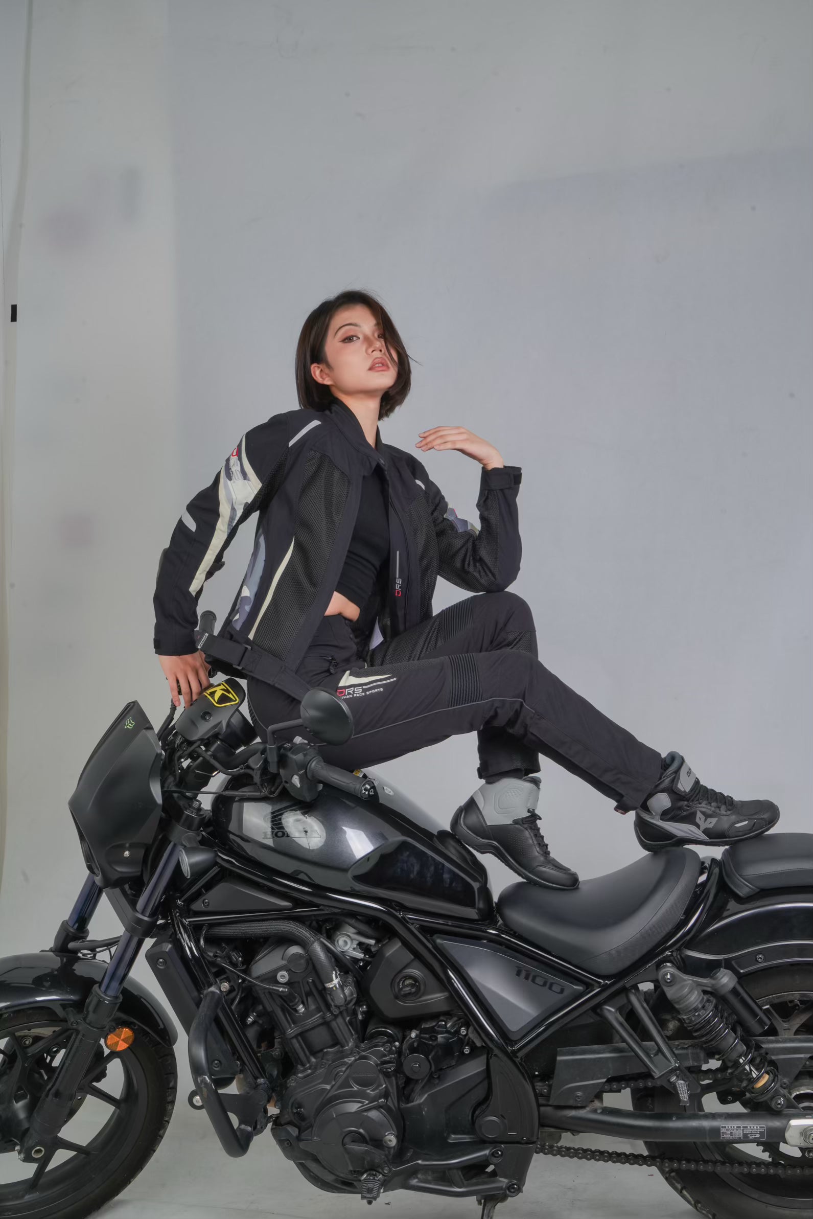 D-186L (women's)  Net