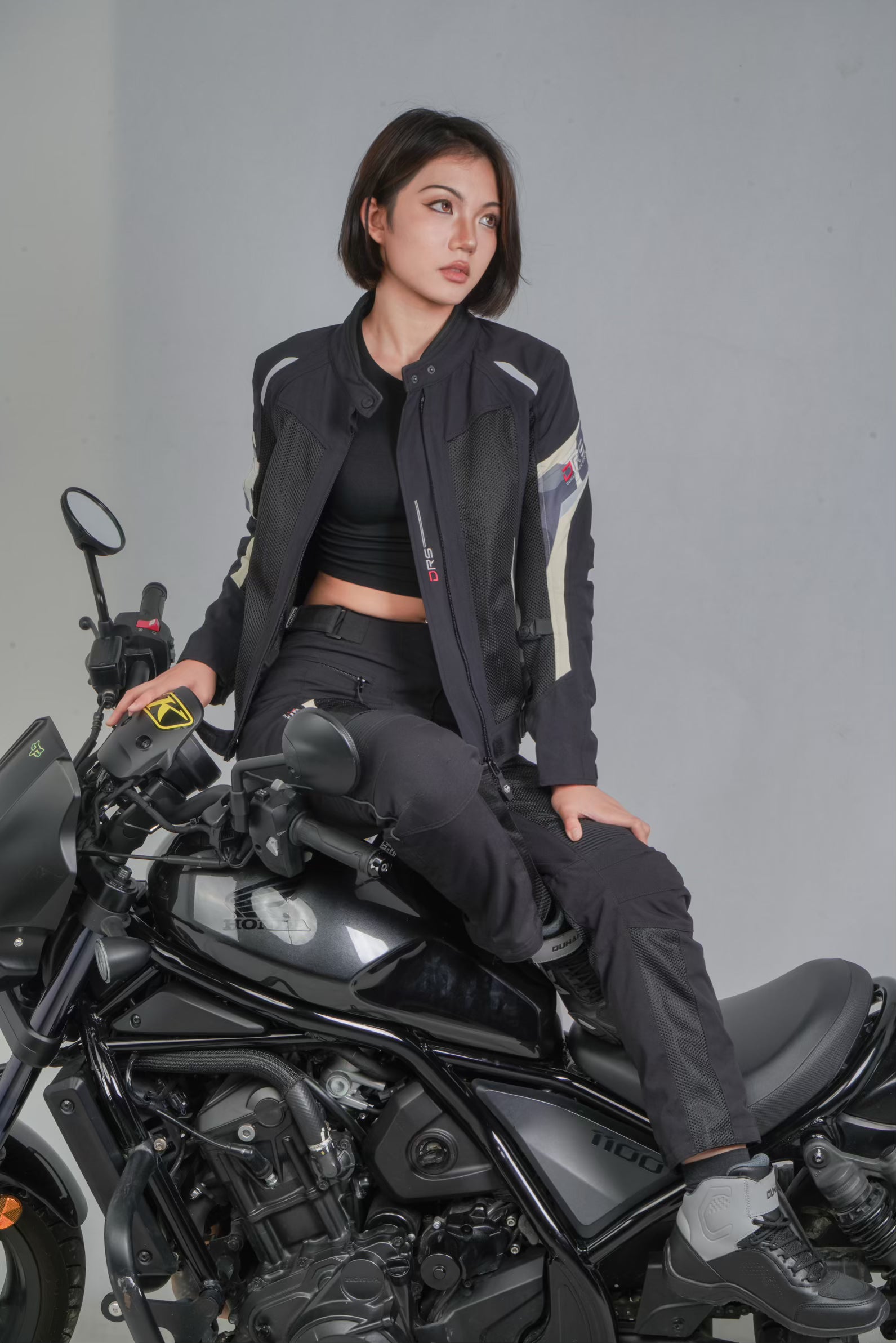 D-186L (women's)  Net